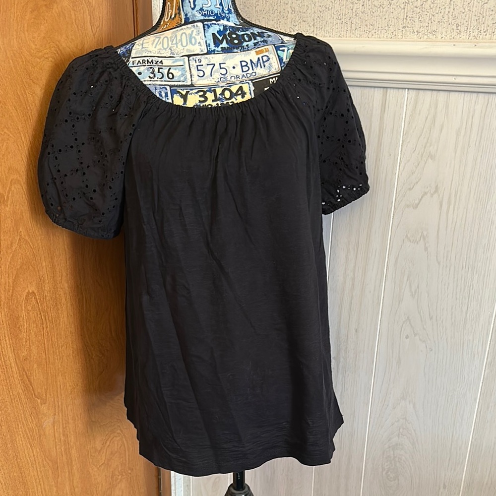 Style & Co Black Eyelet Puff Sleeve Top